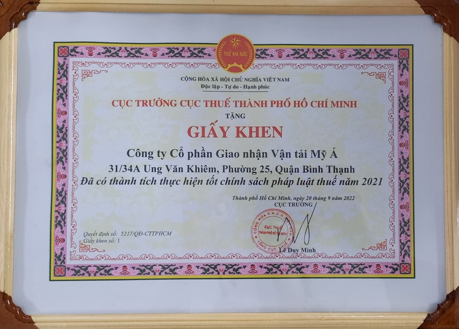 Merit Certificate of the Director of the Ho Chi Minh City Tax Department to ASL Logistics for good implementation of the tax policy and law in 2021